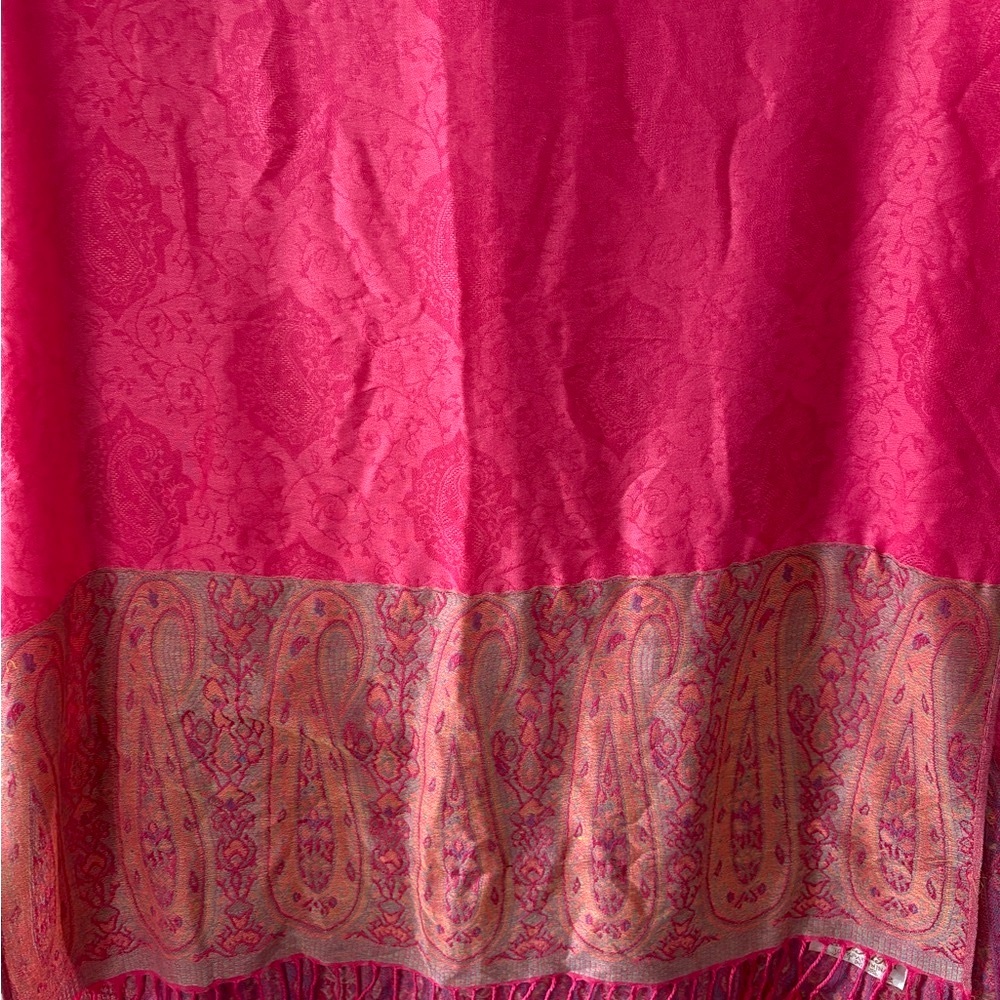 Pashmina gorgeous woven scarf/shawl/wrap. Paisley.
